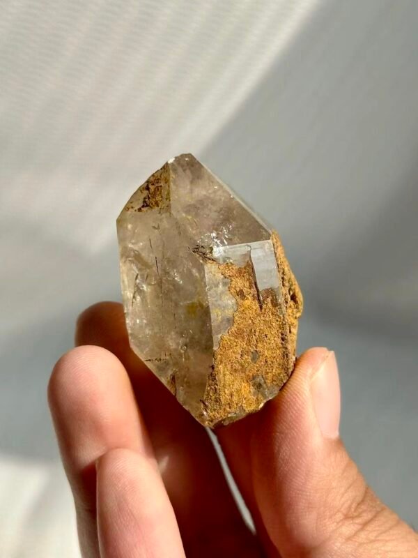 Tibetan Himalayan Small Single Crystal with Brown Ore Rind  14G