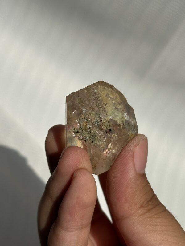 21b5c87e04cf375d98e56f5d5ee79b15 Small single crystals in the Himalayas 09M