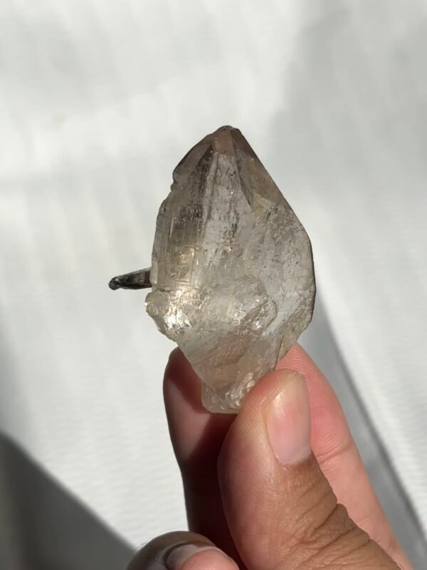 Transparent Small Himalayan Single Crystal with Lamellar Silver Mica Symbiosis  11E