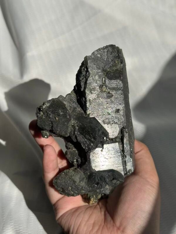 459af3fe2e3a52a52568c8edc2a85d5b Indian Green Phantom Himalayan Crystal Large Ornament 11K