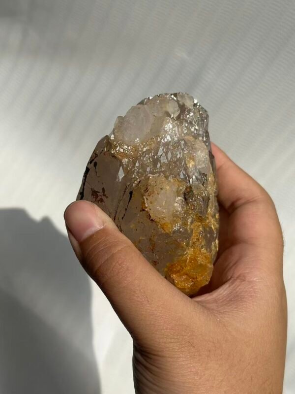 71f4baedfeb2ecca9c53c781faee18c6 Medium-large ornaments with interference grain yellow gum flower Himalayan crystal 10A