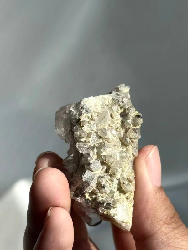 8884fbe0ee13a17f02374772a5744885 Transparent White Himalayan Mini Crystal Cluster 15N