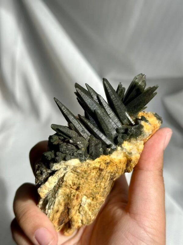 90ba4463f601a53e9ba43cf866c756ad Nepalese Green Phantom Laser Wand Himalayan Crystal Cluster 12A