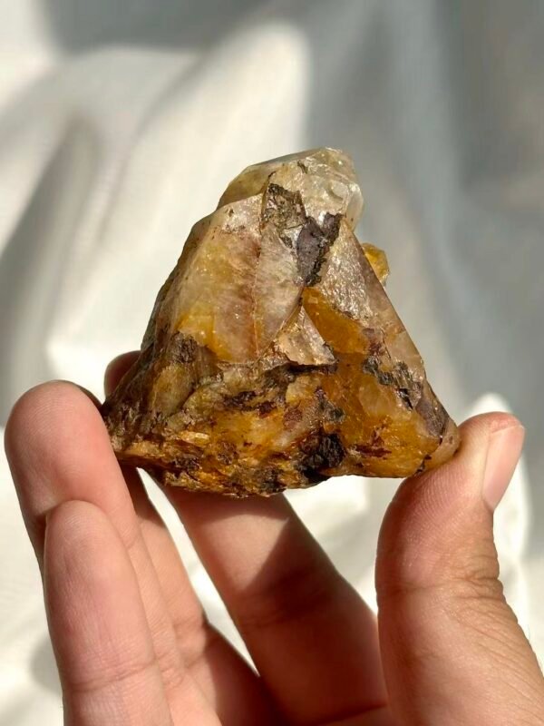 a18e70e1b40c3216d7cb2e1400c50f5b Tibetan Himalayan Iron Ore Symbiotic Crystal 14F