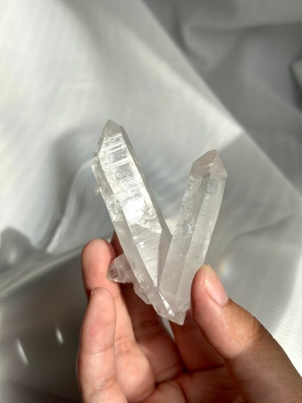 a64878115579704ddfbce53dd0388c9a Twin White Transparent Himalayan Crystal 11M
