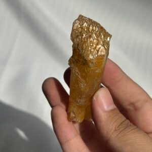 Yellow gold mineral leather Himalayan double-pointed floating crystal 09H