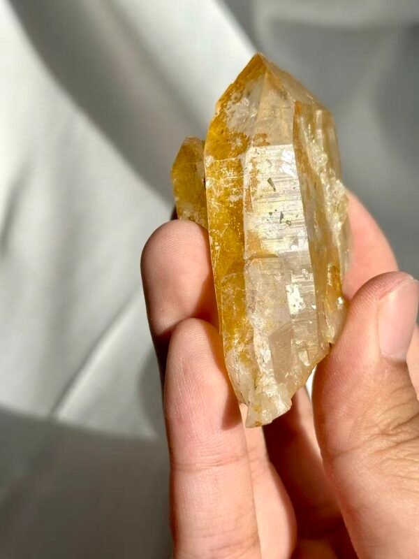 Rainbow-Sheen Golden Himalayan Crystal 12G