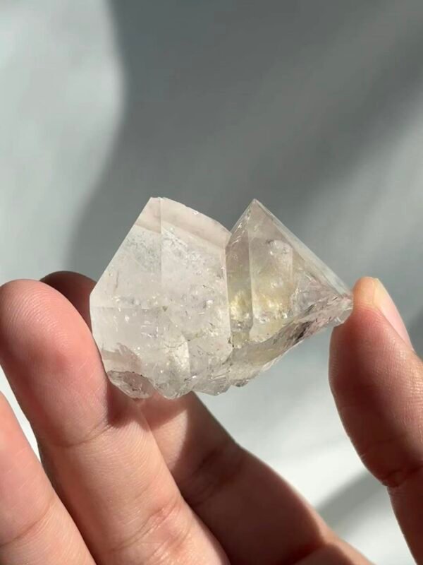 ec5ccd8540ae2e32badf704594e272ac Twin Clear Himalayan Crystal 16L